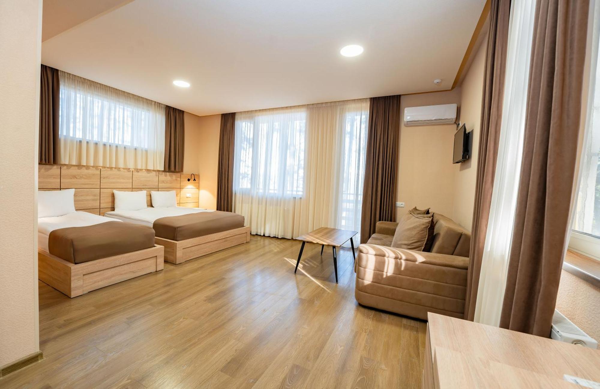 Zuzumbo Resort & Spa Telavi Eksteriør billede